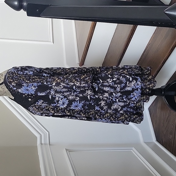 Free People Crochet Tunic Dress XS Curved Ruffle Hem Lined - Picture 3 of 11